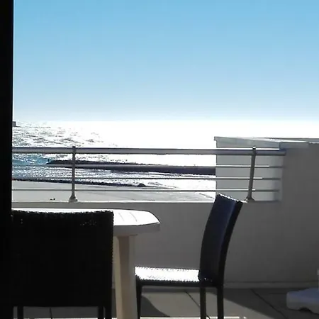 Апартаменты Les Rivages De Rochelongue, Les Pieds Dans L'eau
